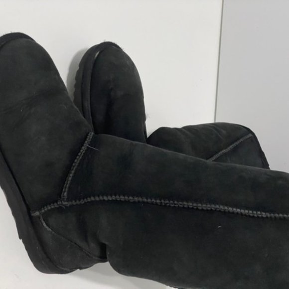 Classic Tall Black UGGS Boots Size 7 - Picture 9 of 10